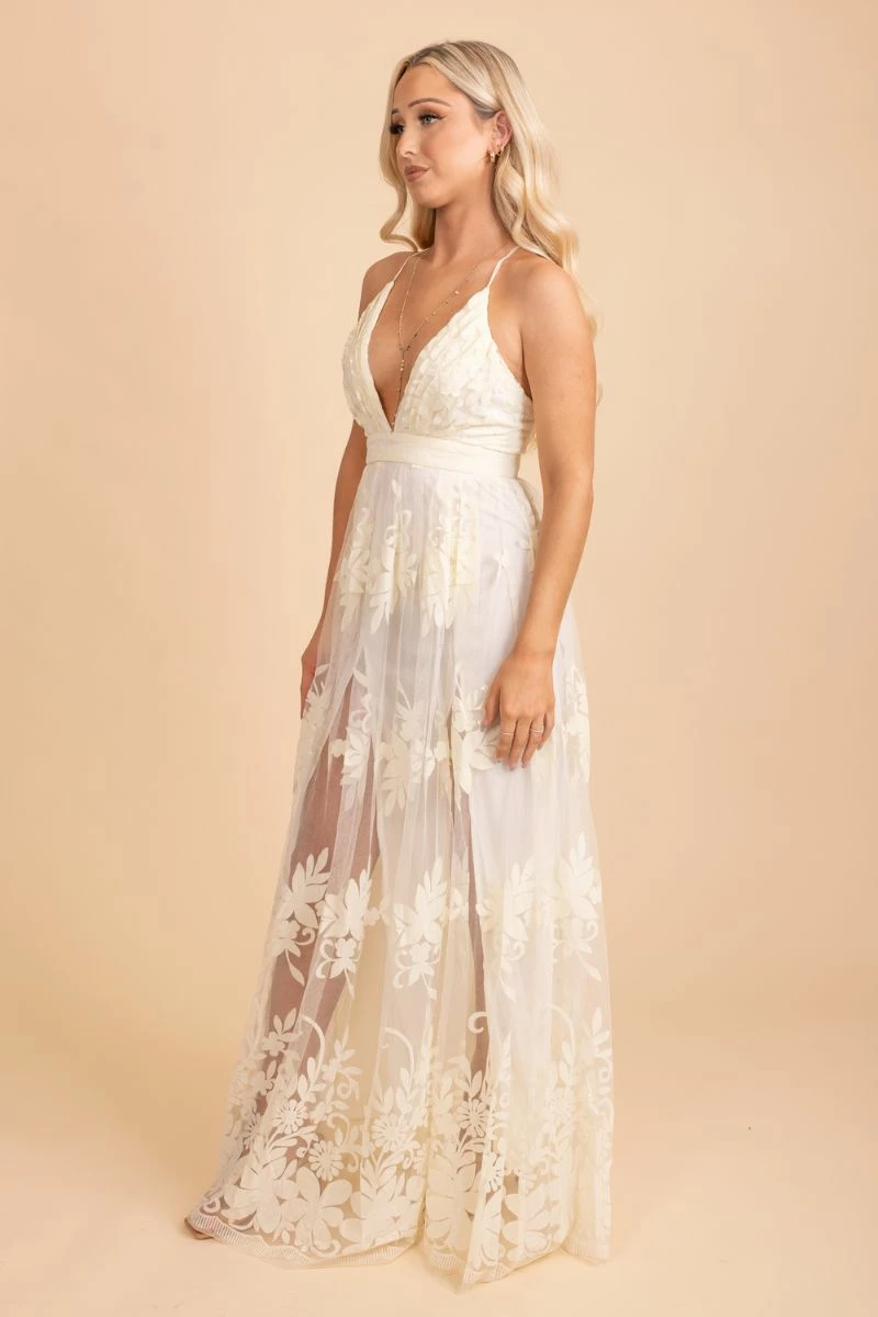 The Vintage Shop Unforgettable Love Lace Maxi Dress 6 The Vintage Shop Unforgettable Love Lace Maxi Dress - Image 6