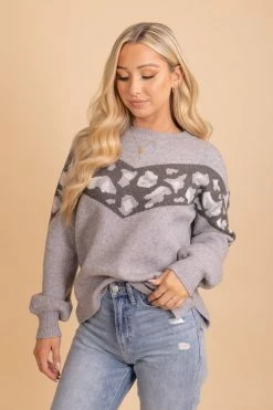 Hem & Thread Inner Cheetah Print Sweater -Bella Ella Sales 3 1d7b1b23 90a0 4c88 8adb 9316527bc46b 5000x