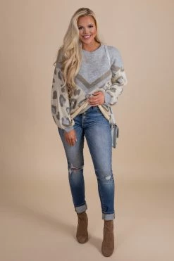 Andree Too Wild Animal Print Pullover Sweater 7 Andree Too Wild Animal Print Pullover Sweater -Bella Ella Sales 3 9359b617 77b2 43fb a5c6 1c7d9cb73992 5000x