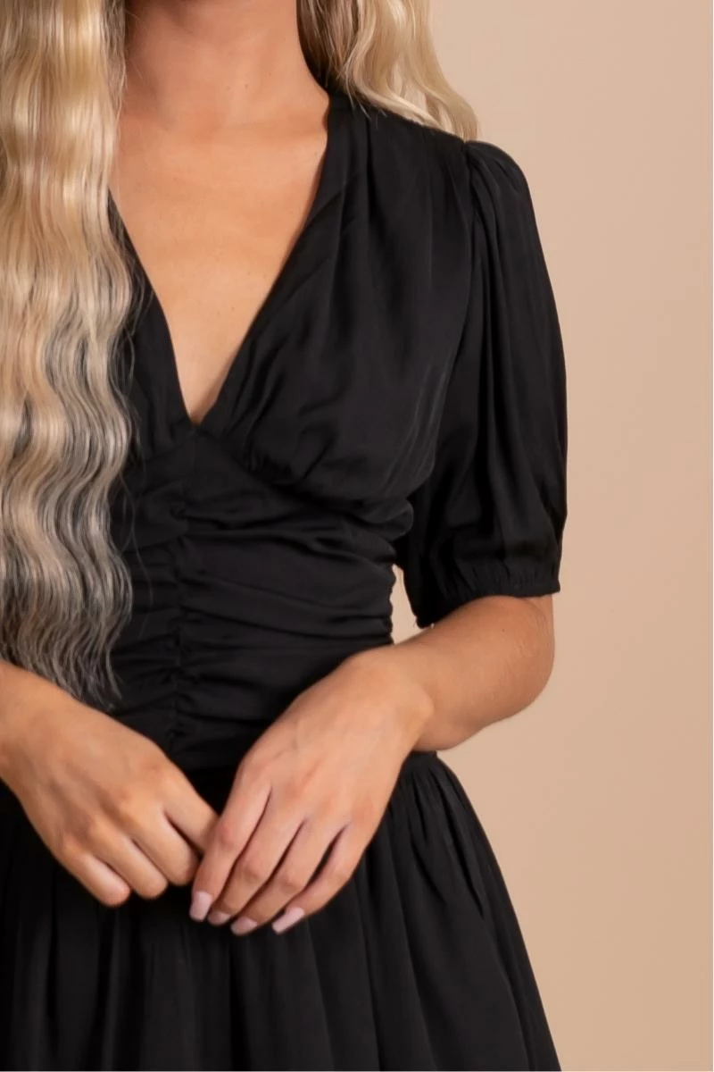 Le Lis Heart Skips A Beat Puff Sleeve Mini Dress - Black 3 Le Lis Heart Skips A Beat Puff Sleeve Mini Dress - Black - Image 3