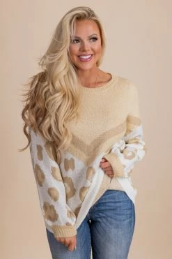 Andree Too Wild Animal Print Pullover Sweater 8 Andree Too Wild Animal Print Pullover Sweater -Bella Ella Sales 5 bf631a2c f767 42f1 83db 634eab5326d6 5000x