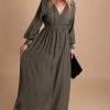 Wishlist Aspire To Inspire Long Sleeve Maxi Dress