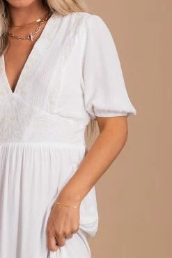 Listicle Be A Wildflower Maxi Dress - White 11 Listicle Be A Wildflower Maxi Dress - White -Bella Ella Sales BELLAELLA 5.20.21 3757 5000x