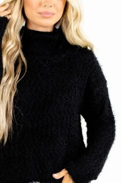 Bella Ella Boutique Beautiful Soul Turtleneck Sweater -Bella Ella Sales Beautiful Soul Turtleneck Sweater Black Detail 5000x