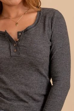 La Miel Big Heart Long Sleeve Top -Bella Ella Sales BigHeartlongsleevetopdarkgreydetail 5000x