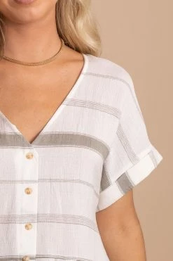 Mine & E&M Bright Eyes Button-Up Top -Bella Ella Sales BrightEyesButton UpTopdetail 5000x