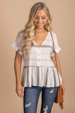 Mine & E&M Bright Eyes Button-Up Top
