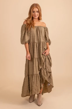 Wholesale Fashion Trends Collect Beautiful Moments Puff-Sleeve Maxi Dress