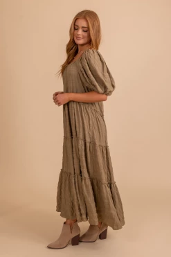 Wholesale Fashion Trends Collect Beautiful Moments Puff-Sleeve Maxi Dress -Bella Ella Sales CollectBeautifulMomentsPuffSleeveMaxiDress Side 5000x