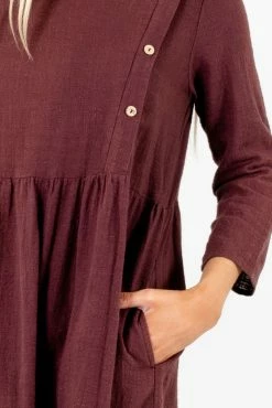 Bella Ella Boutique Embrace Your Beauty Purple Knee-Length Dress -Bella Ella Sales Embrace Your Beauty Purple Dress Detail 5000x