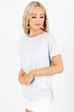 Cielo It's Go Time Patterned Top 20 Cielo It's Go Time Patterned Top -Bella Ella Sales It sGoTimeGrayTopSide 5000x