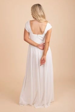 Maniju It's Time For Love Maxi Dress 7 Maniju It's Time For Love Maxi Dress -Bella Ella Sales It sTimeForLoveMaxiDress Back 5000x