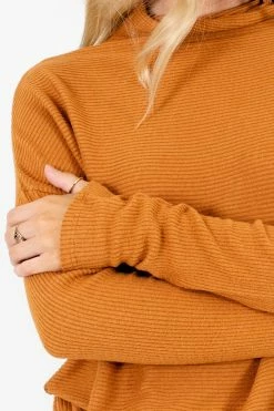 Bella Ella Boutique Just My Type Tawny Orange Sweater -Bella Ella Sales Just My Type Orange Sweater Detail 5000x