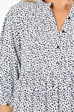 In Loom Living Wild White Patterned Maxi Dress 9 In Loom Living Wild White Patterned Maxi Dress -Bella Ella Sales Living Wild White Dress Detail 5000x