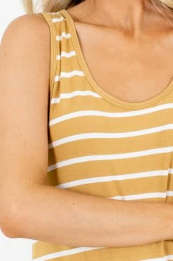 Zenana Soak Up The Sun Striped Tank -Bella Ella Sales SoakUptheSunStripedTankDetail 5000x
