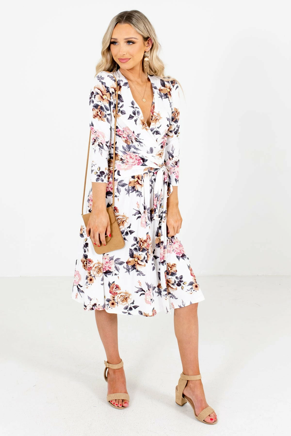 Les Amis Sunday Kind Of Love White Floral Knee-Length Dress 5 Les Amis Sunday Kind Of Love White Floral Knee-Length Dress - Image 5