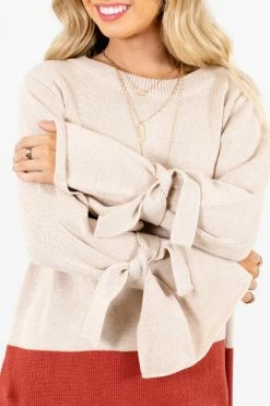 Bella Ella Boutique Take A Chance Beige Color Block Sweater -Bella Ella Sales Take a Chance Beige Sweater Detail 5000x