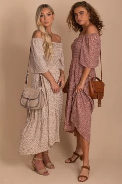 Polagram Oakley Floral Tiered Midi Dress 17 Polagram Oakley Floral Tiered Midi Dress -Bella Ella Sales both 996a556b e237 4f02 a0ed eb9a91953bb0 5000x