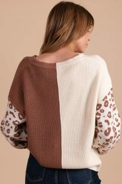 Eesome Wild Idea Two-Toned Knit Sweater -Bella Ella Sales brown back ff8de66b 946b 4f86 92d9 dc551624cee3 5000x