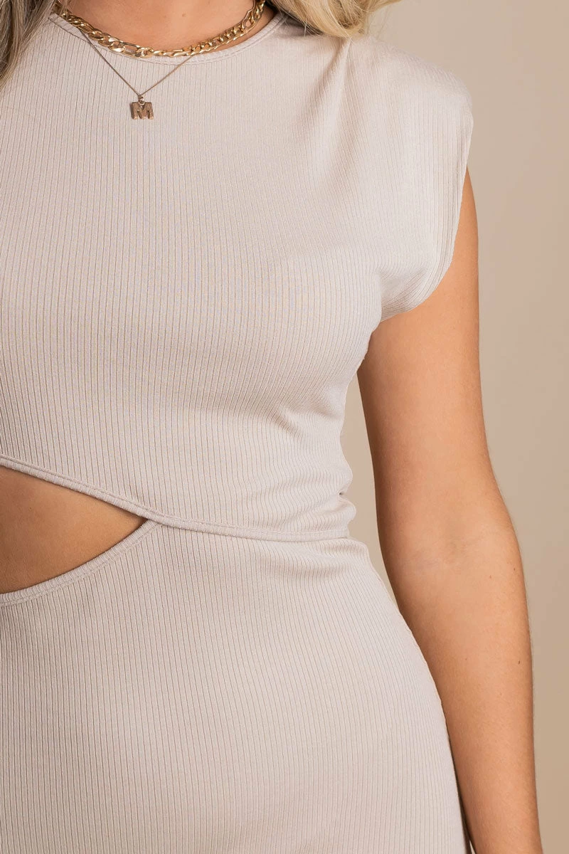 Le Lis Mix It Up Cutout Maxi Dress - Light Brown 3 Le Lis Mix It Up Cutout Maxi Dress - Light Brown - Image 3