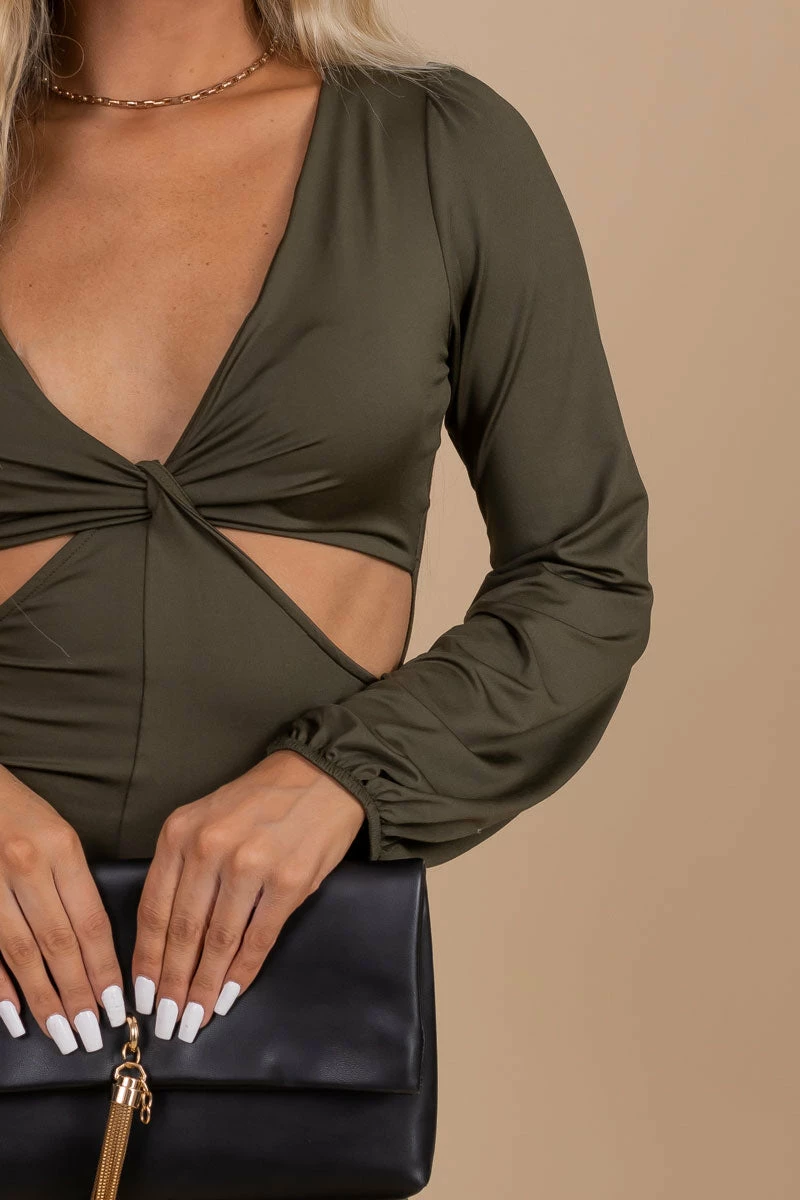 HOT CHOCOLATE The City Never Sleeps Cut-Out Mini Dress - Green 3 HOT CHOCOLATE The City Never Sleeps Cut-Out Mini Dress - Green - Image 3