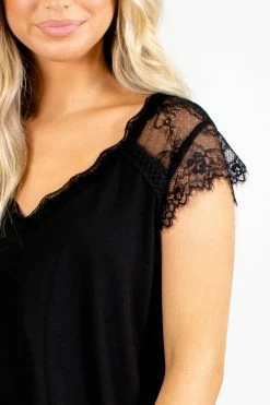 Shiying Fashion Feeling Good Lace Top -Bella Ella Sales feelinggoodtop black closeup 5000x