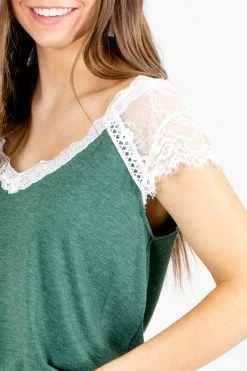 Shiying Fashion Feeling Good Lace Top -Bella Ella Sales feelinggoodtop green closeup 5000x