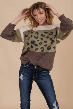 Davi + Dani Keep Me Close Animal Print Sweater - Green -Bella Ella Sales full 8735a40c 9b50 4a90 8d19 cd62be883f5d 5000x