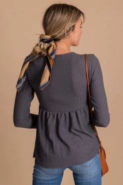 In Loom Here With You Long Sleeve Waffle Top -Bella Ella Sales gray back 15c7f8bb 2ca8 4105 8397 d454036edc0c 5000x