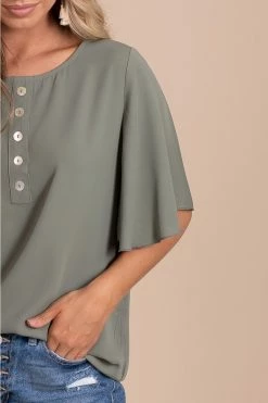 Zenana Focus On The Good Button Blouse 20 Zenana Focus On The Good Button Blouse -Bella Ella Sales oatmeal 2 404e8140 ab2f 4e67 b84e e5fa975eea37 5000x