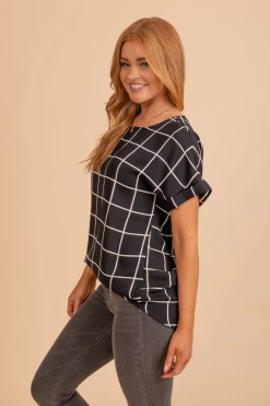 Zenana Refreshing Confidence Patterned Blouse -Bella Ella Sales refreshingconfidencepatternedblouse RESHOOT Blackside 5000x