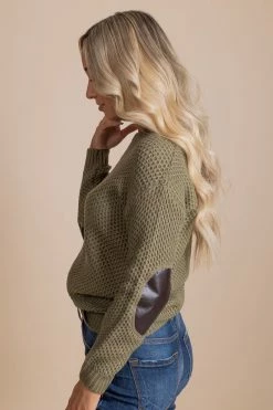 Mak My Own Muse Knit Pullover Sweater -Bella Ella Sales side 44836ee3 839c 4de4 bd29 cbf28bfe41d1 5000x