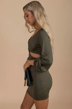 HOT CHOCOLATE The City Never Sleeps Cut-Out Mini Dress - Green 6 HOT CHOCOLATE The City Never Sleeps Cut-Out Mini Dress - Green -Bella Ella Sales side fa19eda8 5218 49e1 8005 94e364ec7111 5000x