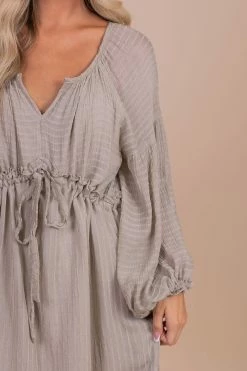 &merci My Favorite Hello Long Sleeve Maxi Dress 13 &merci My Favorite Hello Long Sleeve Maxi Dress -Bella Ella Sales white detail 75bfa726 3495 4029 88d8 e3654f105f52 5000x