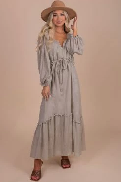 &merci My Favorite Hello Long Sleeve Maxi Dress 11 &merci My Favorite Hello Long Sleeve Maxi Dress -Bella Ella Sales white main 9123d86d 4373 4978 8025 fe9114f6bea4 5000x