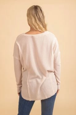Very J Anything Goes Oversized Sweater -Bella Ella Sales whiteback f2f2b8a3 e8d7 4162 9413 01e279938d5c 5000x